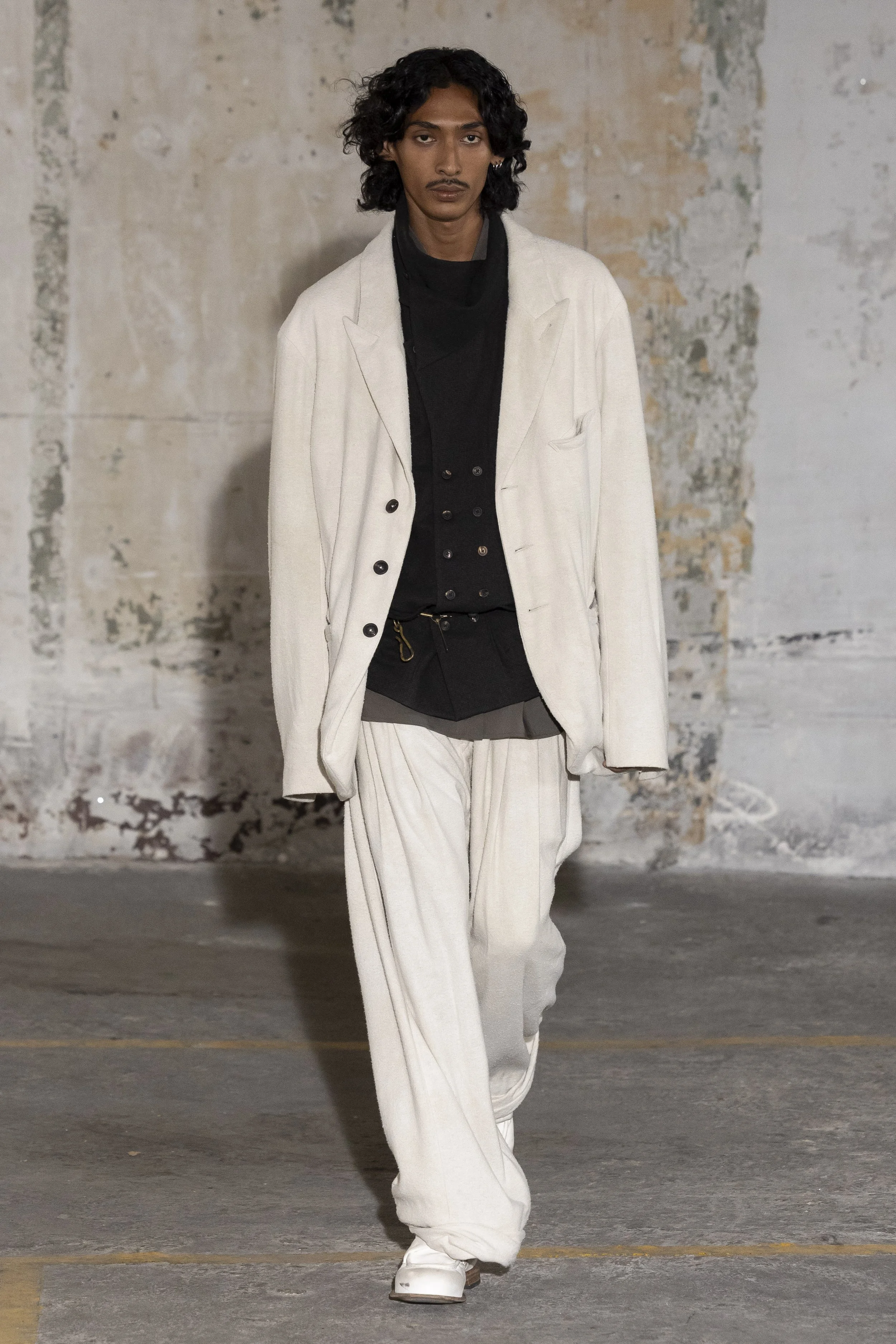 PFW: Ziggy Chen Fall 2025 Collection — KOLOR MAGAZINE